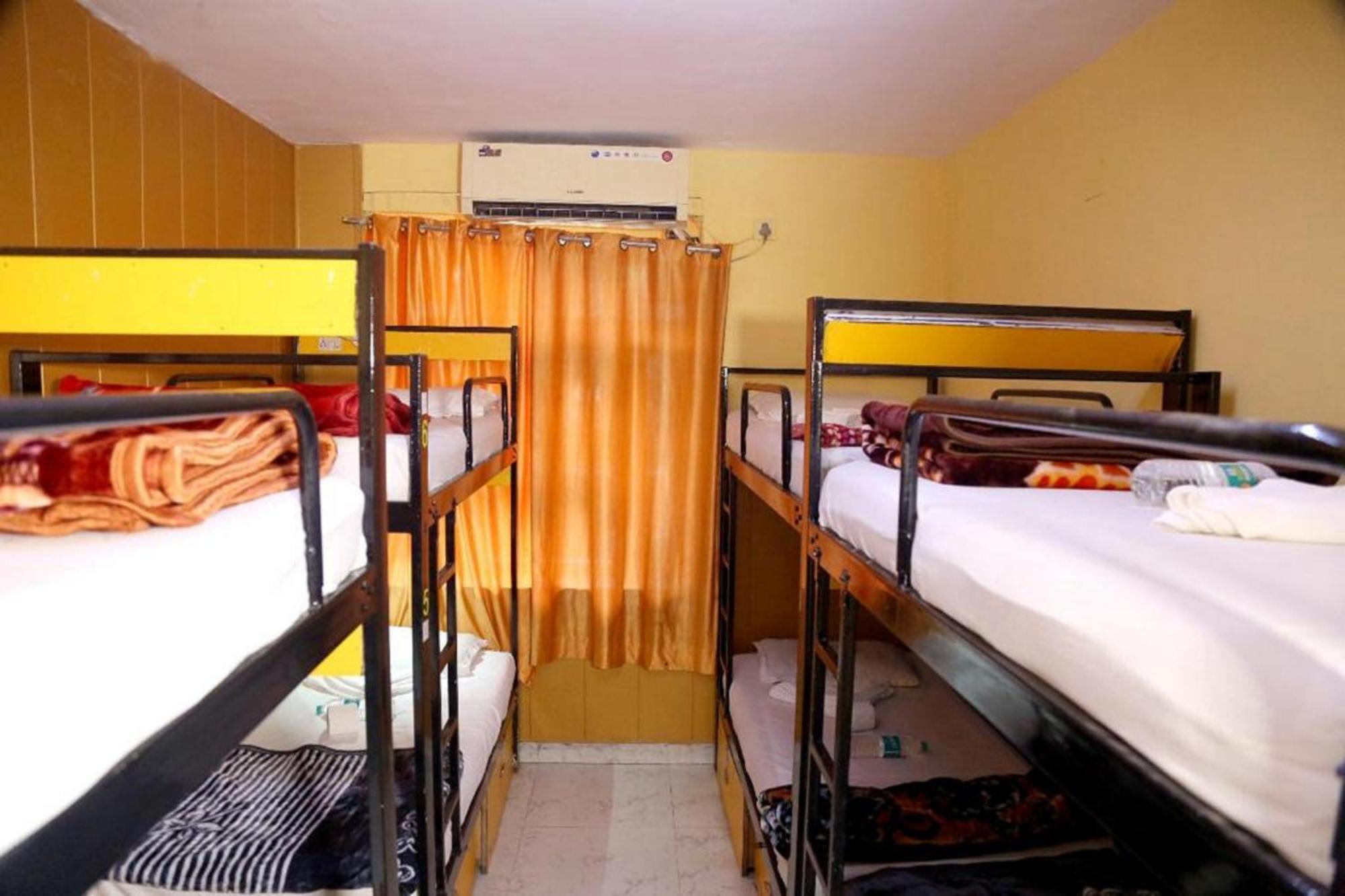 Bunk Hostel Delhi Best Backpacking Accommodation Нью-Дели Экстерьер фото