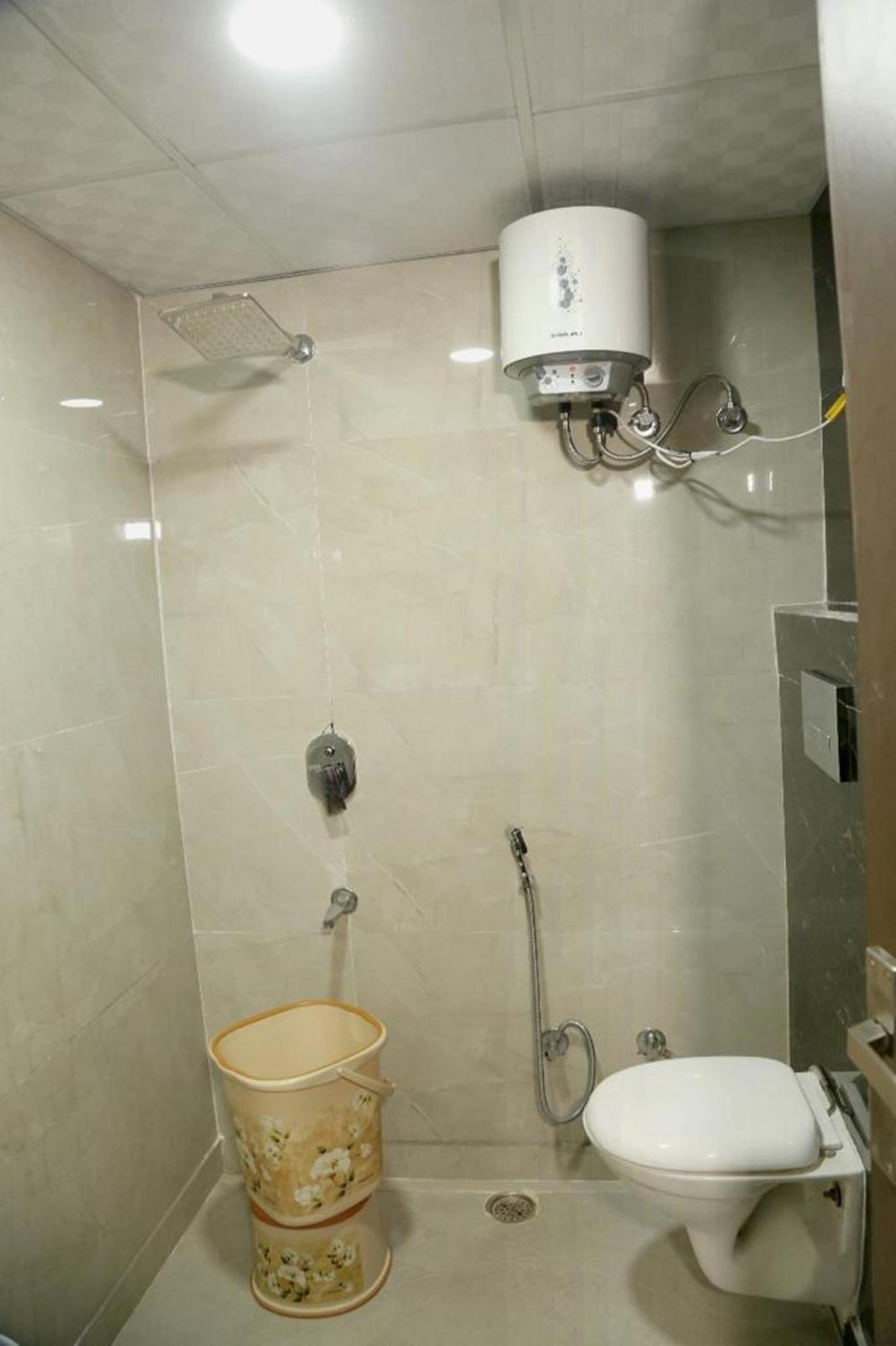Bunk Hostel Delhi Best Backpacking Accommodation Нью-Дели Экстерьер фото