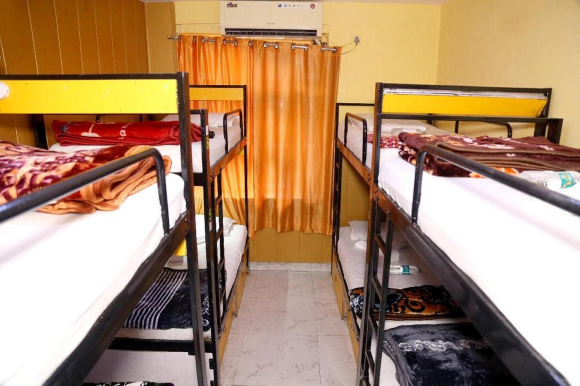 Bunk Hostel Delhi Best Backpacking Accommodation Нью-Дели Экстерьер фото