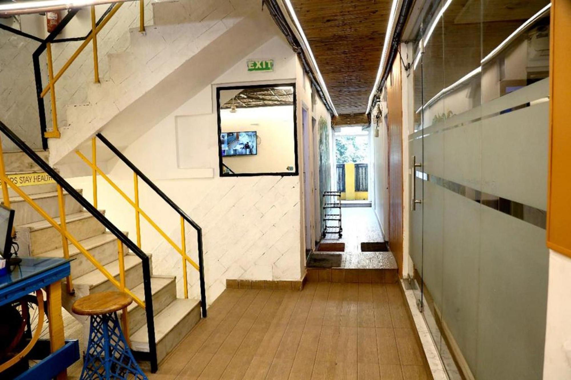 Bunk Hostel Delhi Best Backpacking Accommodation Нью-Дели Экстерьер фото