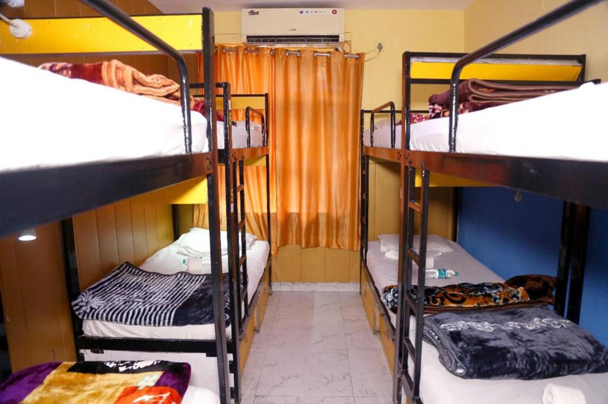 Bunk Hostel Delhi Best Backpacking Accommodation Нью-Дели Экстерьер фото