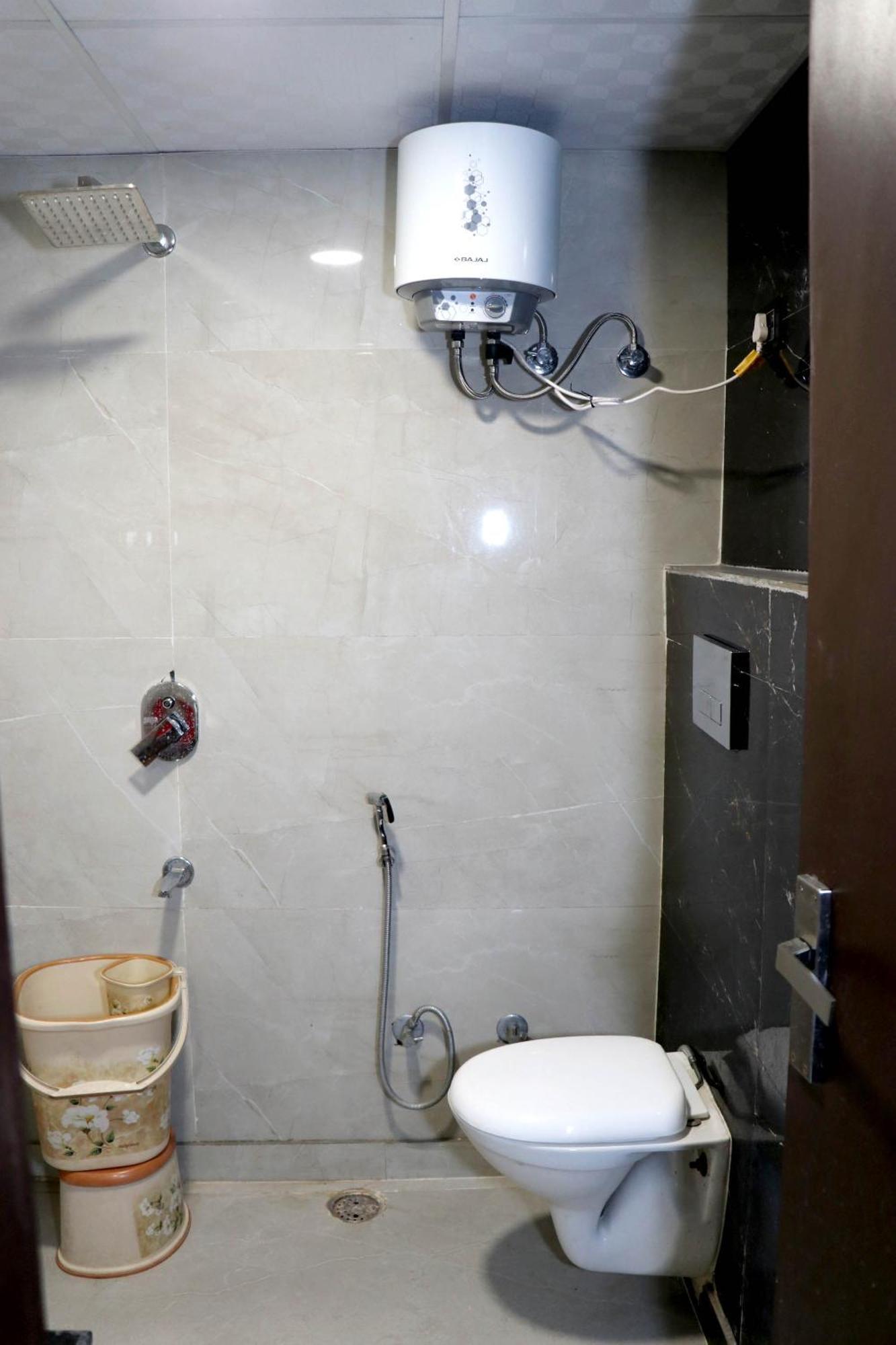 Bunk Hostel Delhi Best Backpacking Accommodation Нью-Дели Экстерьер фото
